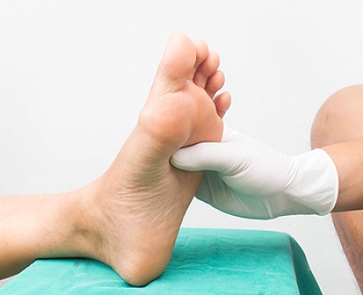 Symptoms and Risk Factors of Diabetic Neuropathy